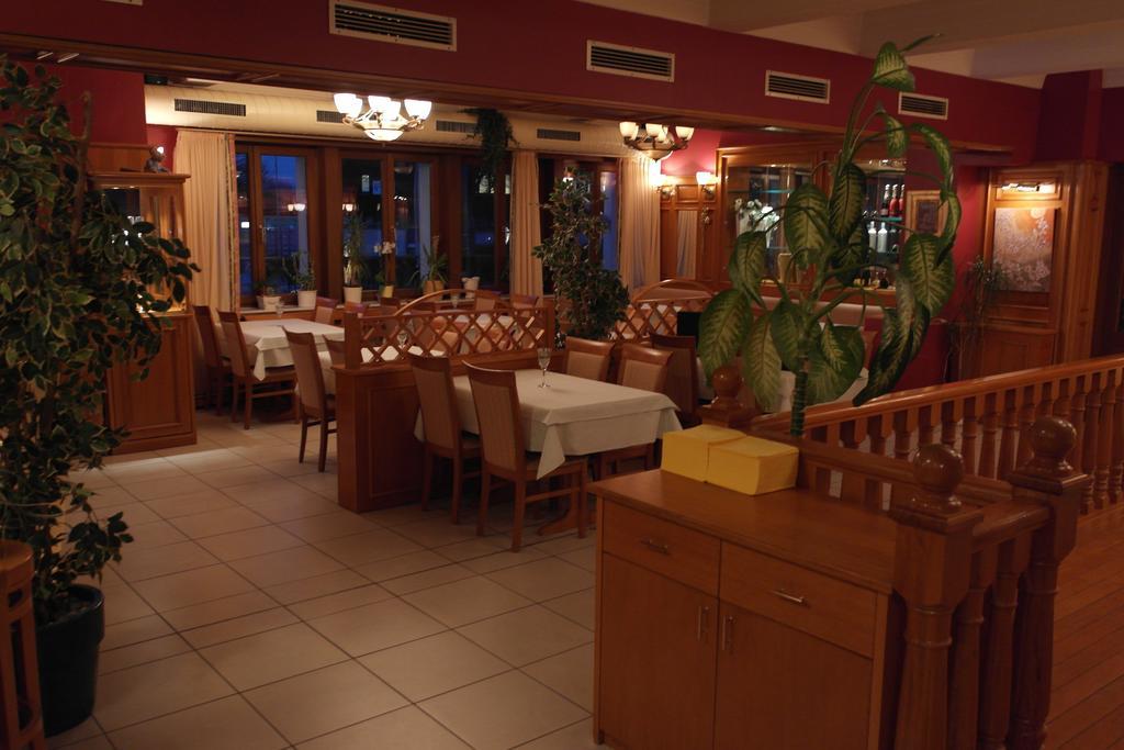 Hotel Jahnhaus Langenfeld  Dış mekan fotoğraf